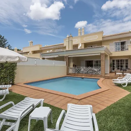Checkincheckout Villamoura With Private Pool Vakantiehuis Quarteira