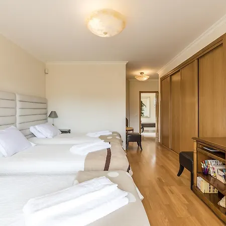 Checkincheckout Villamoura With Private Pool *