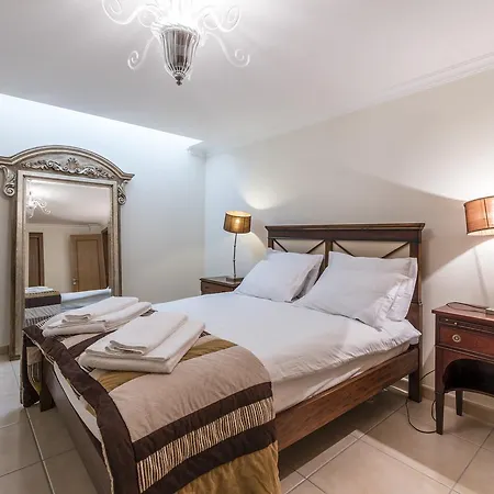 Checkincheckout Villamoura With Private Pool