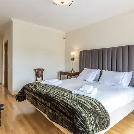 Checkincheckout Villamoura With Private Pool * 奎特里拉